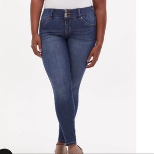 Torrid Denim High Rise Jeggings 14 Short